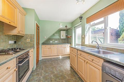 15 Darwall Drive, Ascot, SL5 8NB