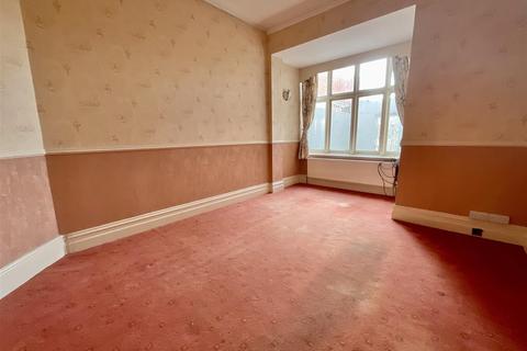 7 bedroom terraced house for sale, North Marine Road, Scarborough
