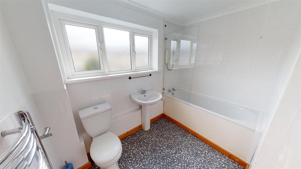 Fernhill Walk Bathroom