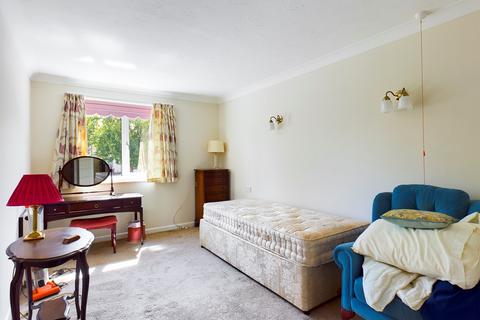 2 bedroom retirement property for sale, Bedford Road, Hitchin, SG5