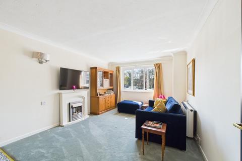 2 bedroom retirement property for sale, Bedford Road, Hitchin, SG5