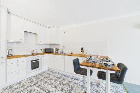 2 bedroom retirement property for sale, Bedford Road, Hitchin, SG5