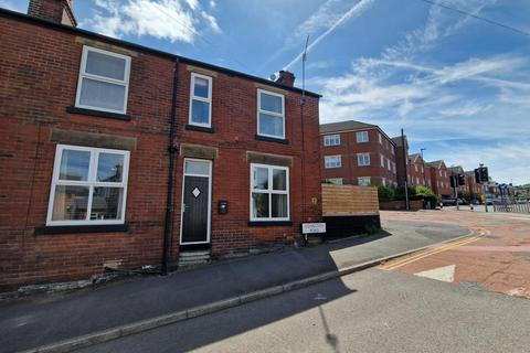 3 bedroom end of terrace house for sale, 99 Ulverston Road Sheffield S8 0NX
