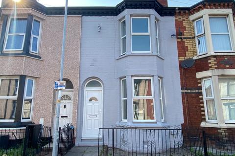 3 bedroom terraced house to rent - Burns Street, Bootle, Liverpool, L20
