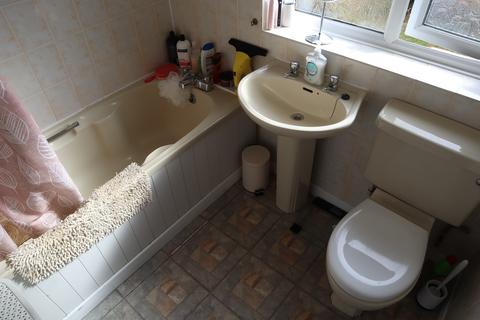 14 Beatons Close, Yaxley, Peterborough, PE7 3WJ