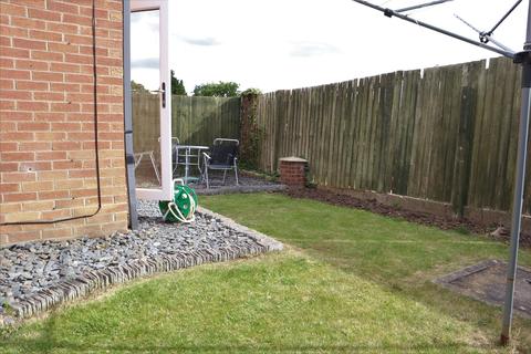 14 Beatons Close, Yaxley, Peterborough, PE7 3WJ