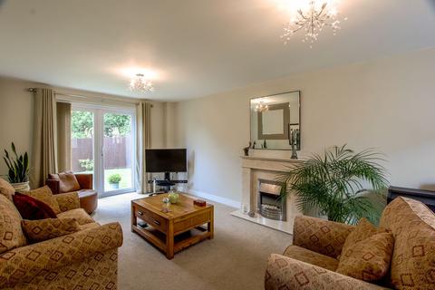 12 Highmere, Brympton, Yeovil, BA22 8AL