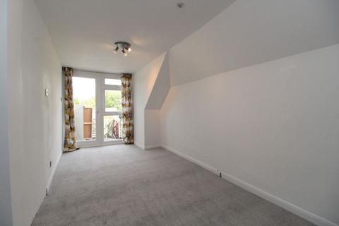 2 bedroom apartment to rent - Chaucer Road, Bedford MK40