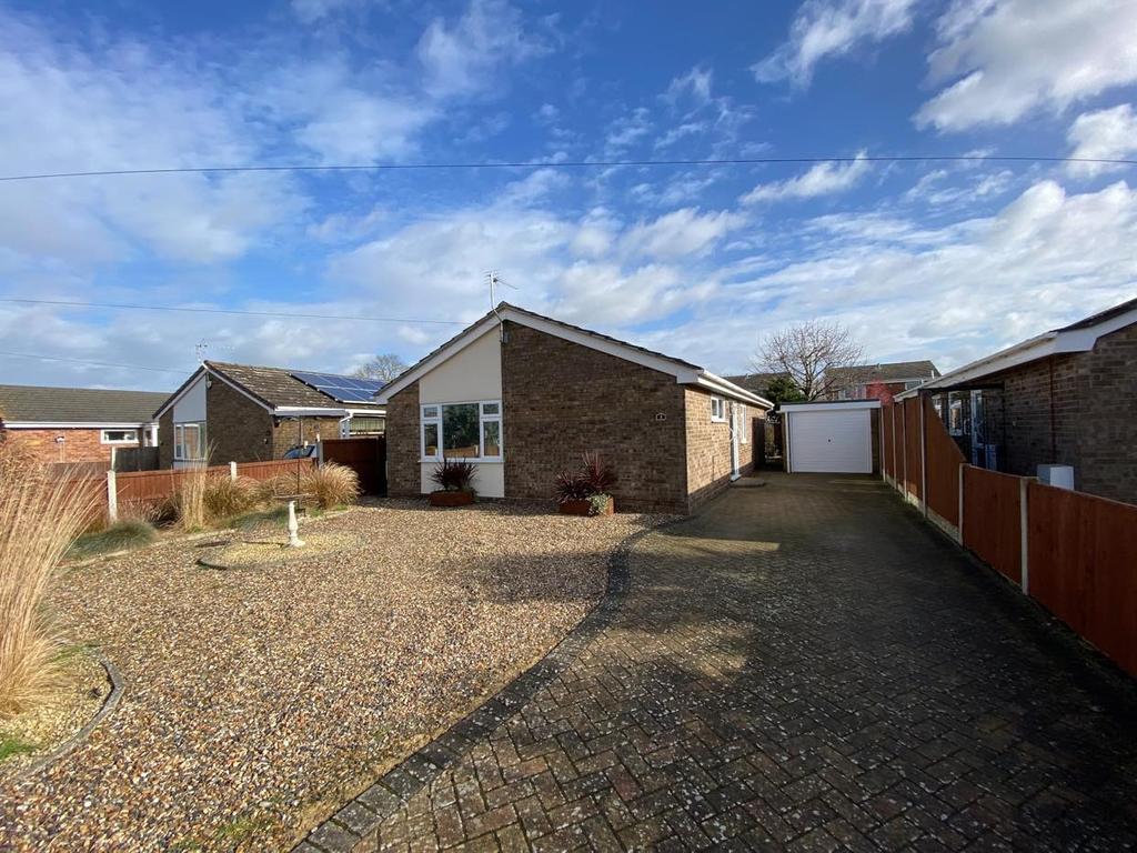 Plasset Drive, Attleborough, Norfolk... 3 bed detached bungalow - £340,000