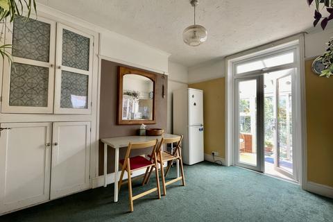 14 Ashwood Road, Exeter, EX2 8JN