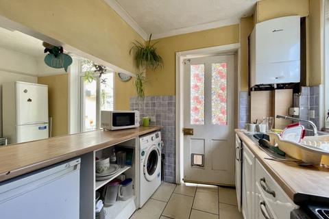 14 Ashwood Road, Exeter, EX2 8JN