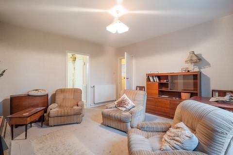3 bedroom semi-detached house for sale - Stewarton Road, Thornliebank, East Renfrewshire, G46 7TB