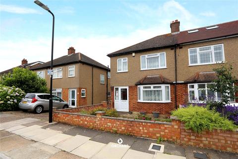 8 Lawrence Drive, Ickenham, Uxbridge, UB10 8RN