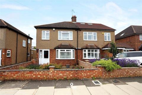 8 Lawrence Drive, Ickenham, Uxbridge, UB10 8RN