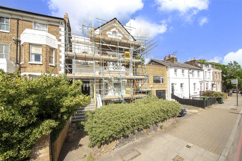 Lee High Road, Lee, SE12 1 bed apartment £300,000