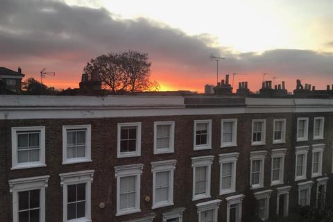 Flat C, 16 Albion Grove, London, N16 8RG