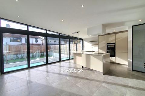 3 bedroom detached house to rent, Pebble House, 11 Wayside, Golders Green , NW11