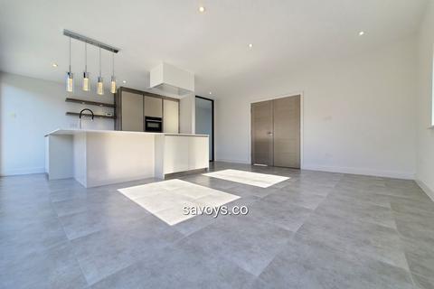 3 bedroom detached house to rent, Pebble House, 11 Wayside, Golders Green , NW11