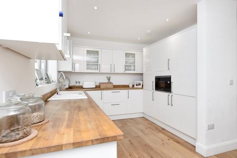 55 Church Road, Shoeburyness, Southend-on-sea, SS3 9EU