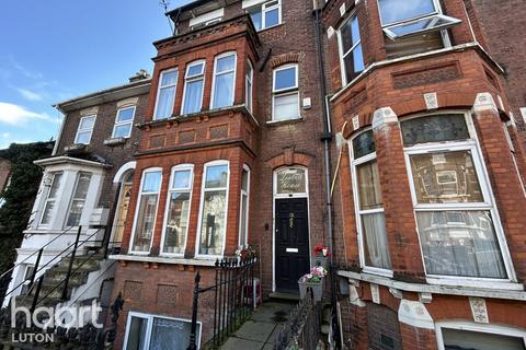 undefined, Rothesay Road, Luton