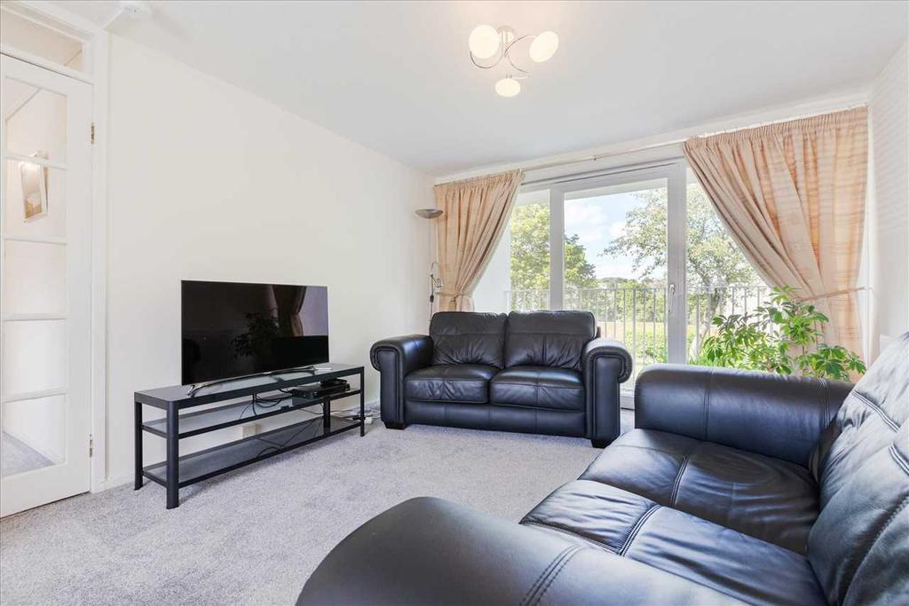 Colonsay, St Leonards, EAST KILBRIDE 2 bed apartment £83,000