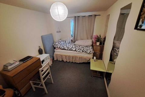 2 bedroom apartment to rent, Clarinet Court, Symphony Close, Edgware, HA8