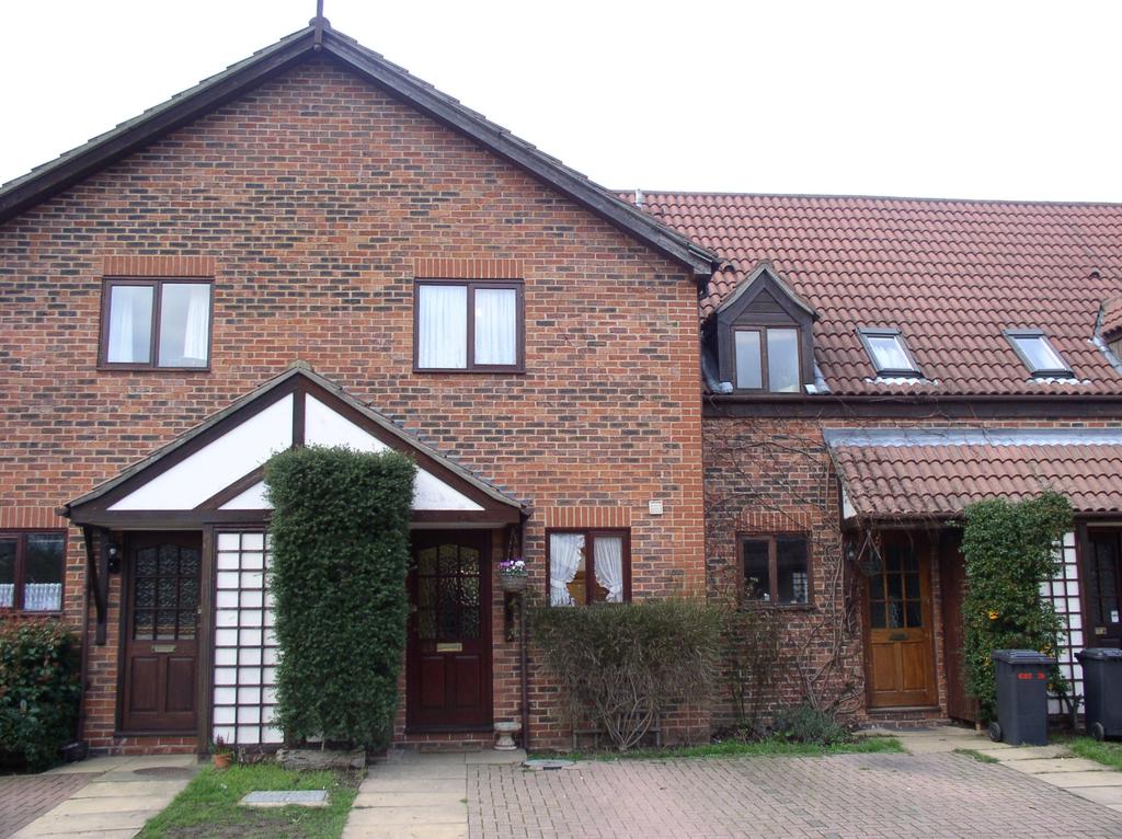 25 Herndon Close Front