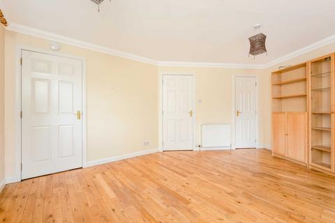 2 bedroom apartment to rent, Gilburn Gate, Kilmacolm