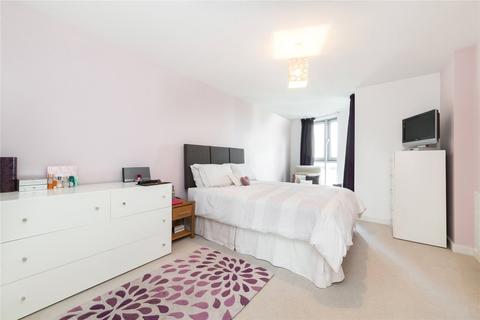 2 bedroom flat to rent, Buckler Court, Eden Grove, London