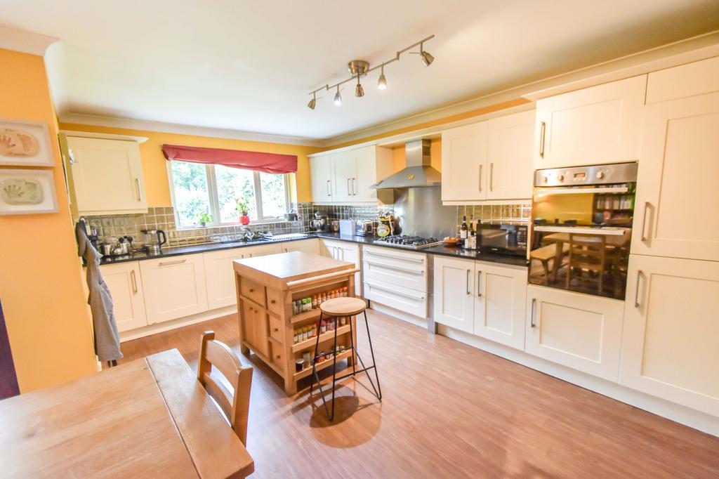 Kitchen / Diner