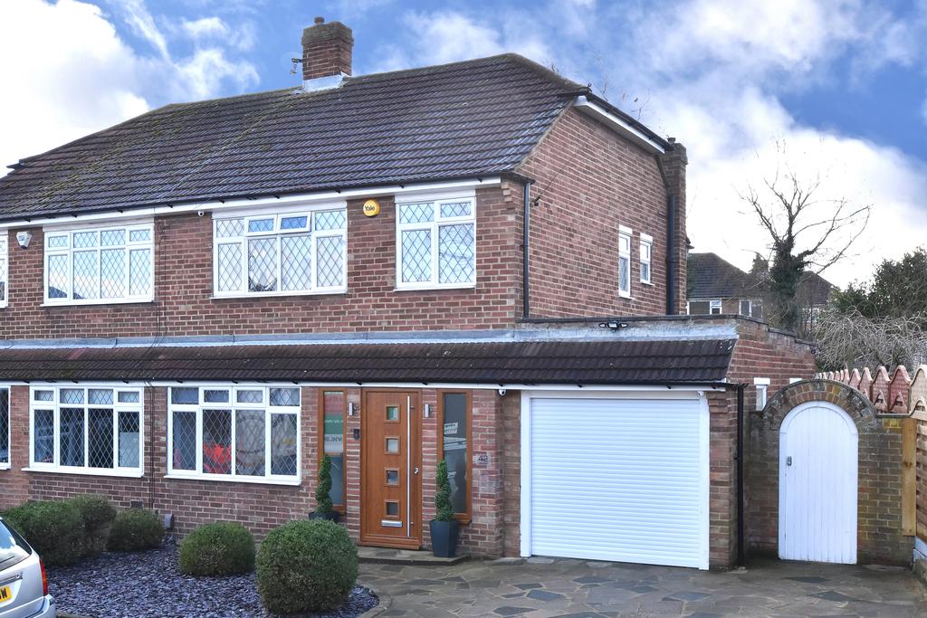 Dale Road Swanley BR8 3 bed semidetached house £460,000