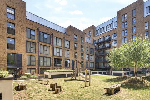 3 bedroom flat for sale, Carrick Court, 5 Nicholson Square, Bow, London, E3
