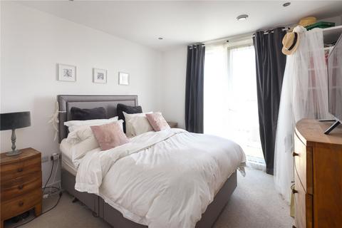 3 bedroom flat for sale, Carrick Court, 5 Nicholson Square, Bow, London, E3