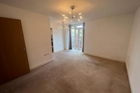 2 bedroom flat to rent, Henley Court, Denham Road, Egham, Surrey, TW20