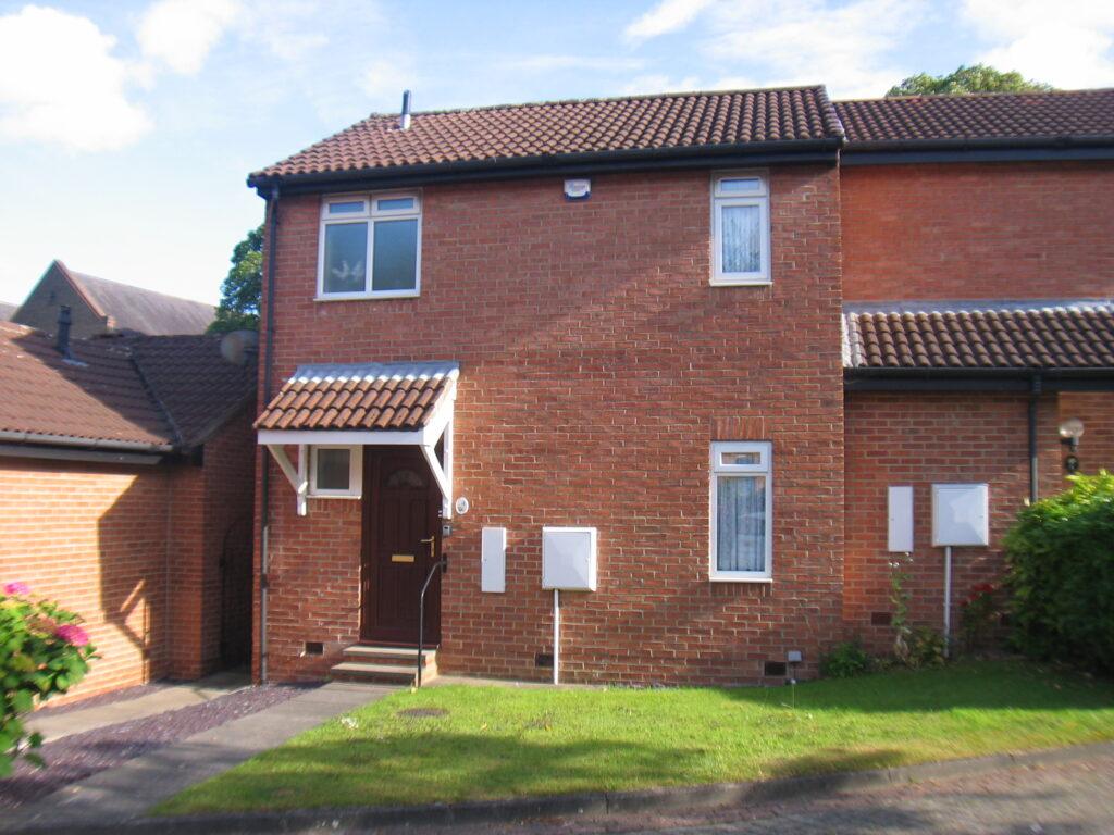 Rosebery Place, Jesmond Vale, Jesmond... 2 bed end of terrace house £