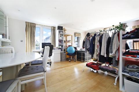 3 bedroom apartment to rent - Newton Street, London, WC2B