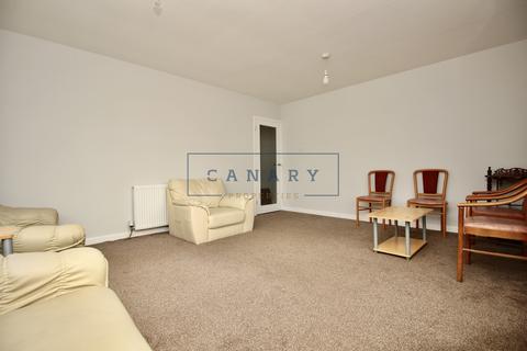 2 bedroom flat to rent - Doral Court, 79 Chichele Road, London, NW2