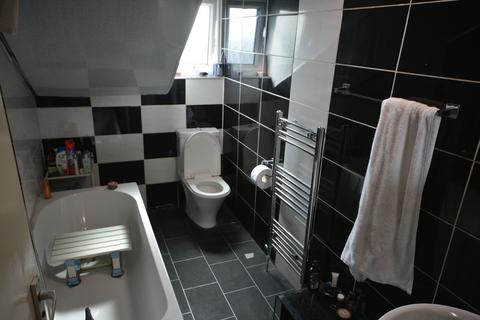 7 bedroom terraced house for sale - Ronald Street, OLDHAM, OL4 1ND