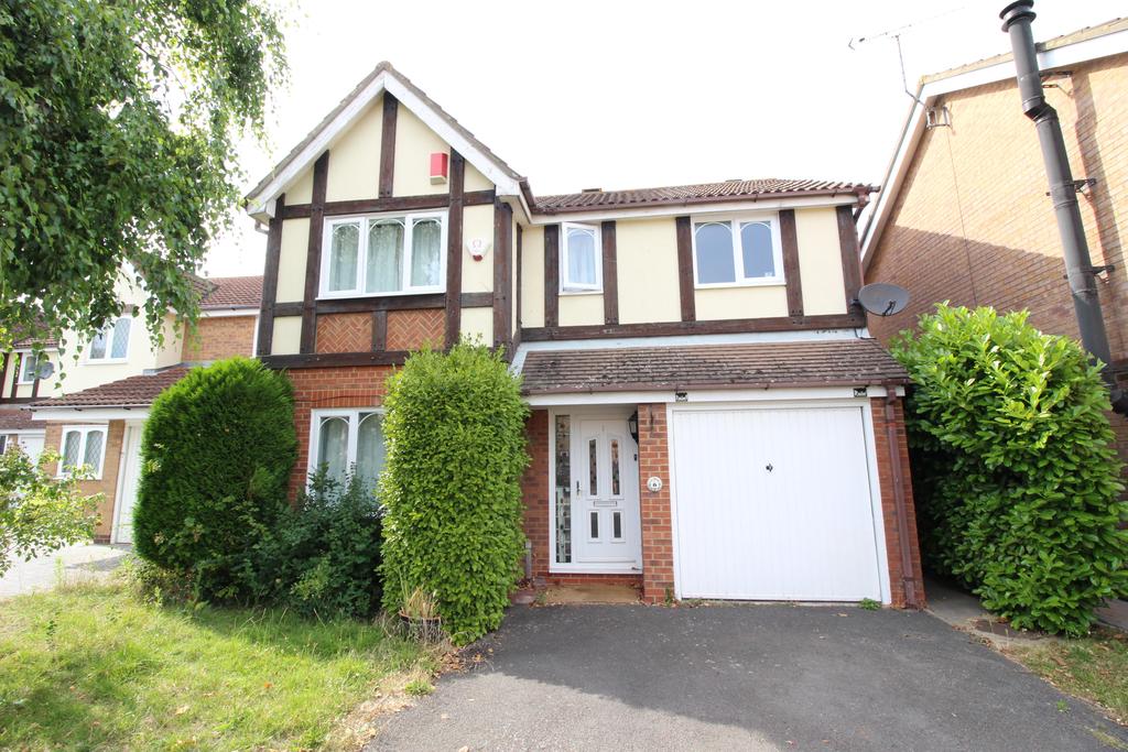Brecon Close, Worcester Park KT4 4 bed detached house £2,200 pcm (£