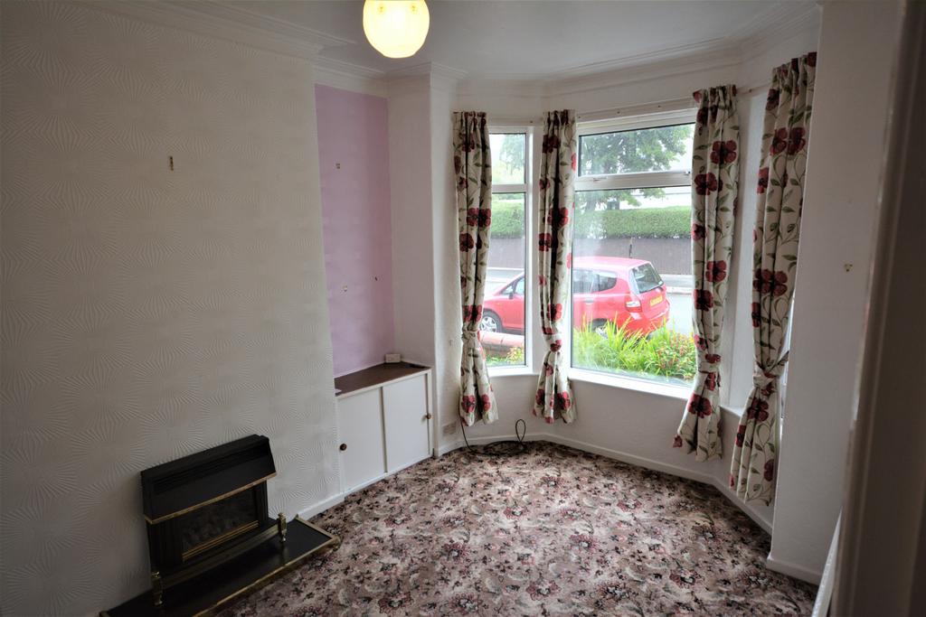 Chandos Grove, SALFORD, M5 5HS 3 bed terraced house £220,000
