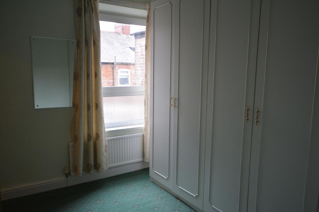 Second bedroom