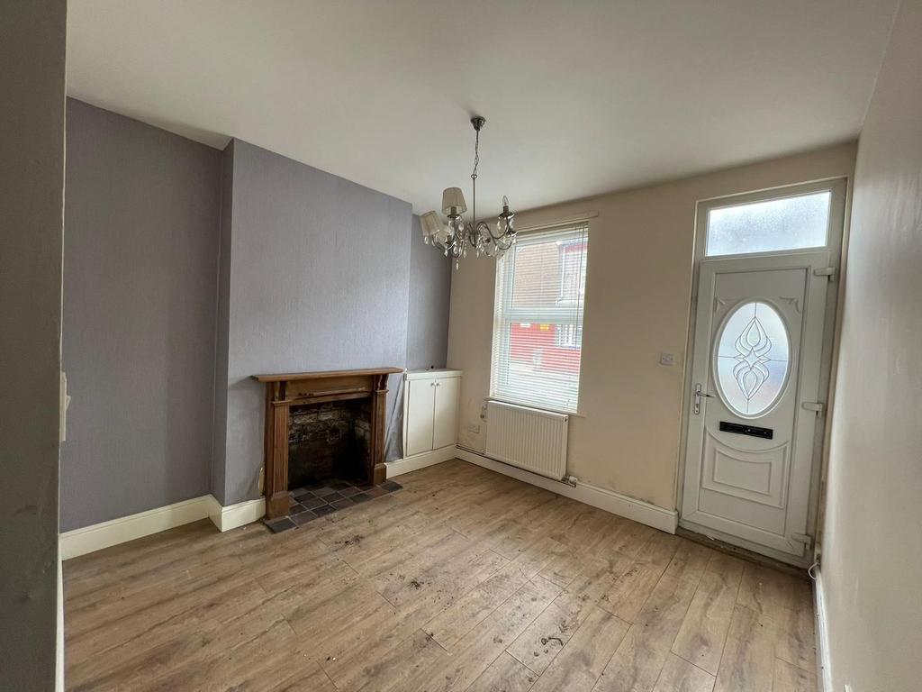 Sidney Street, Cleethorpes DN35 3 bed terraced house for sale £63,950