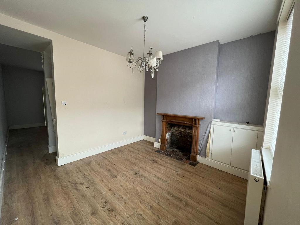 Sidney Street, Cleethorpes DN35 3 bed terraced house £64,950