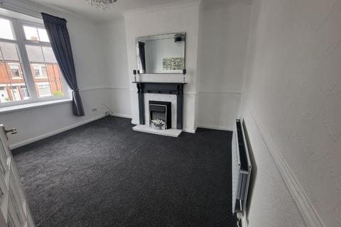 2 bedroom flat to rent - North Road, Boldon Colliery