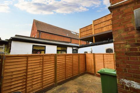 undefined, London Road, St Albans, AL1