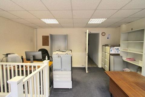 127d Beulah Road, Thornton Heath, CR7 8JJ