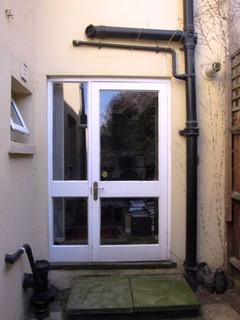 127d Beulah Road, Thornton Heath, CR7 8JJ