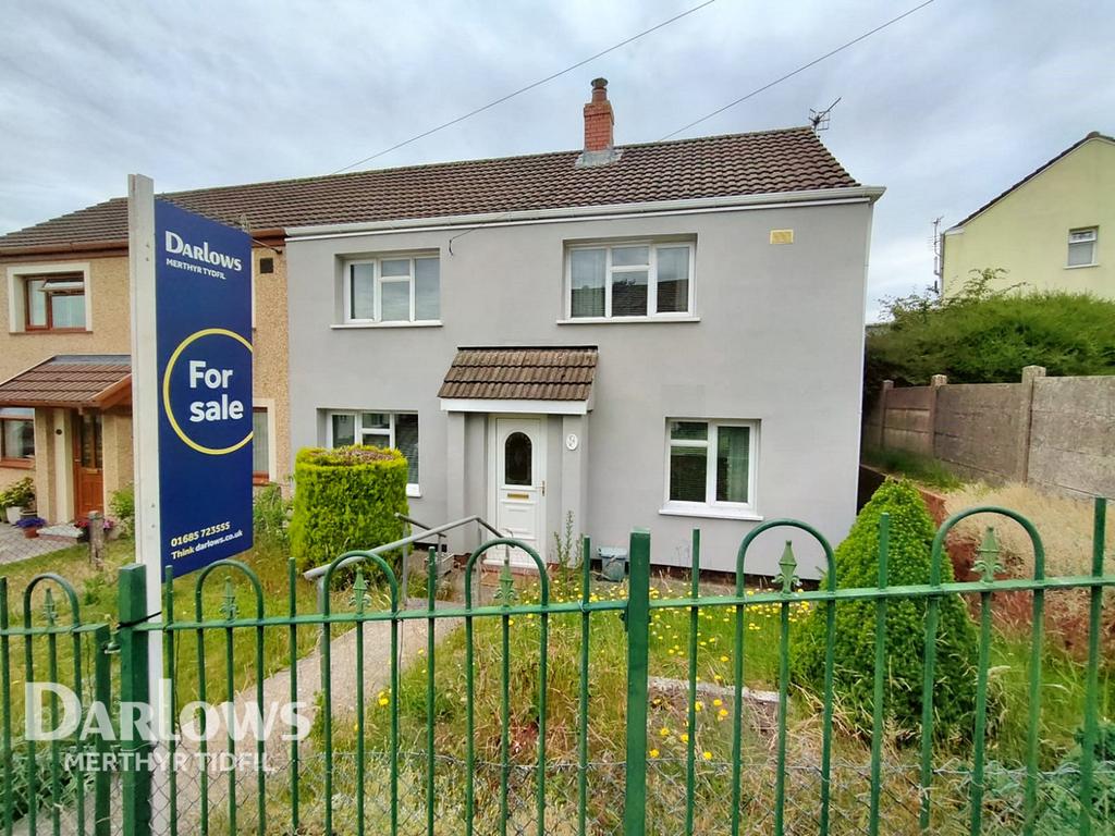 Bryn Carno, Rhymney 3 bed semidetached house £110,000