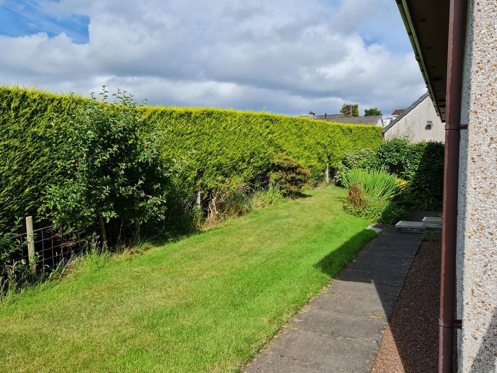 1 Burnside Gardens, Kirkcudbright - Williamson and