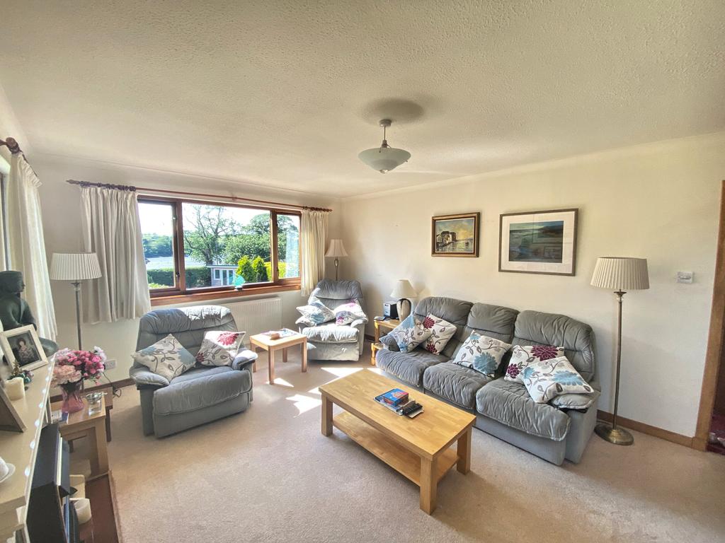 1 Burnside Gardens, Kirkcudbright - Williamson and